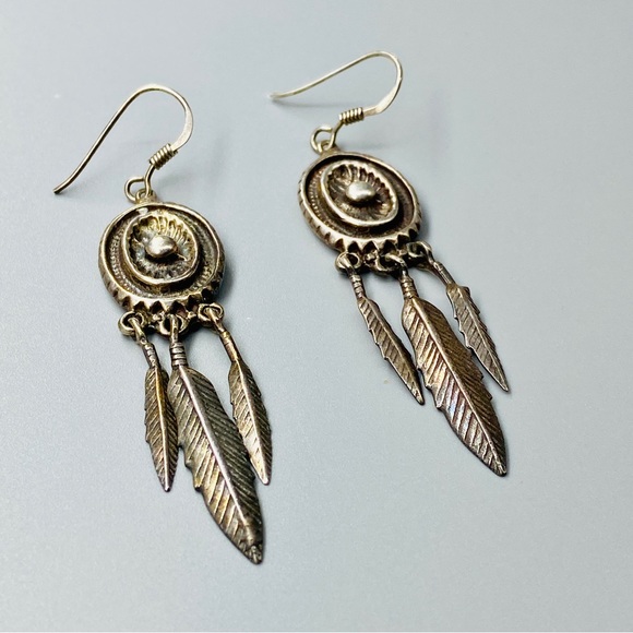 Vintage Sterling Silver Earrings Southwest Style with Shield & Feathers - Picture 3 of 10